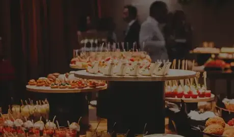 serveur anniversaire à Granville - image 3